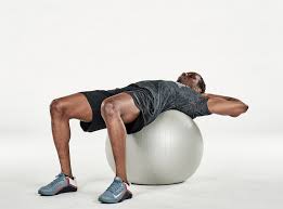 Stability Ball nello Sport da Combattimento: Tra Mito e Realismo nella Preparazione Atletica